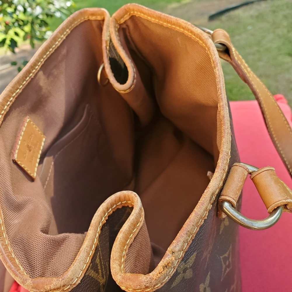 Louis Vuitton Monogram Vertixal Batignolles Tote - Picture 14 of 16